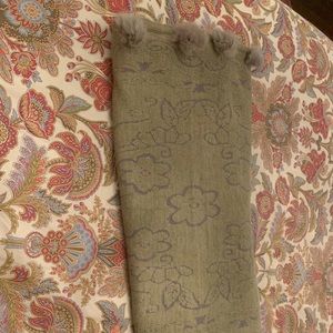 Scarf with rabbit fur!